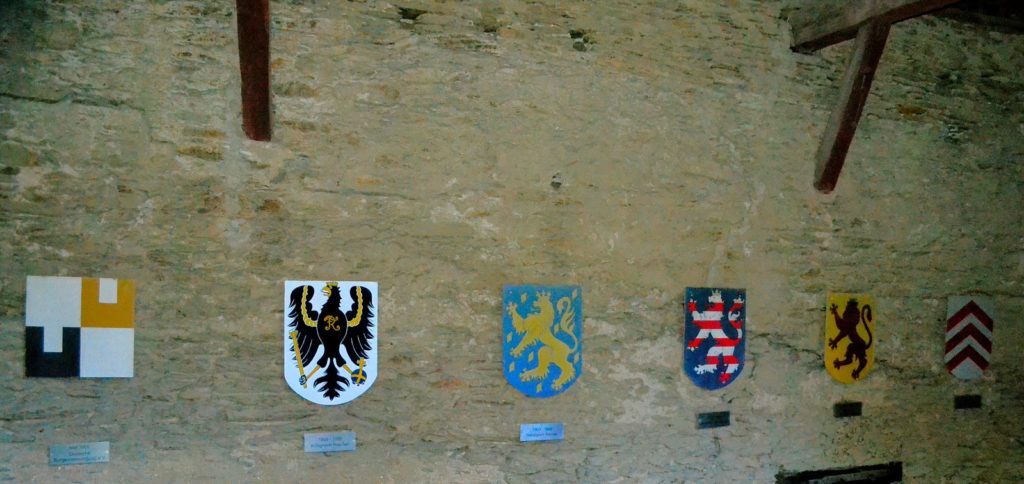 Marksburg coats of arms and linage
