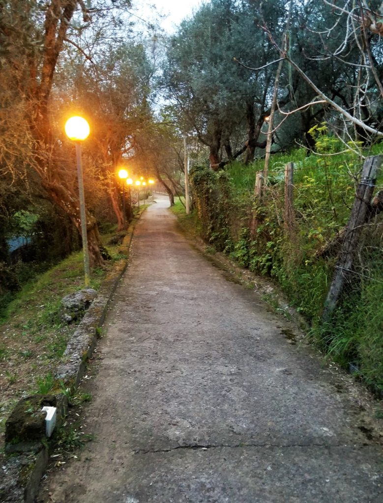 Walking path to Sant' Agata