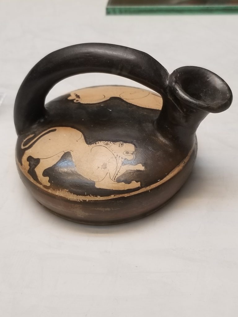 Etruscan black and white ware